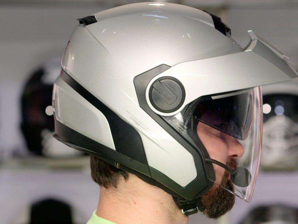 Новый универсальный шлем в коллекции Can-Am 2016
