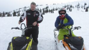 Тест-драйв снегоходов Ski-Doo и LYNX 2017 в Шерегеше 2016г.