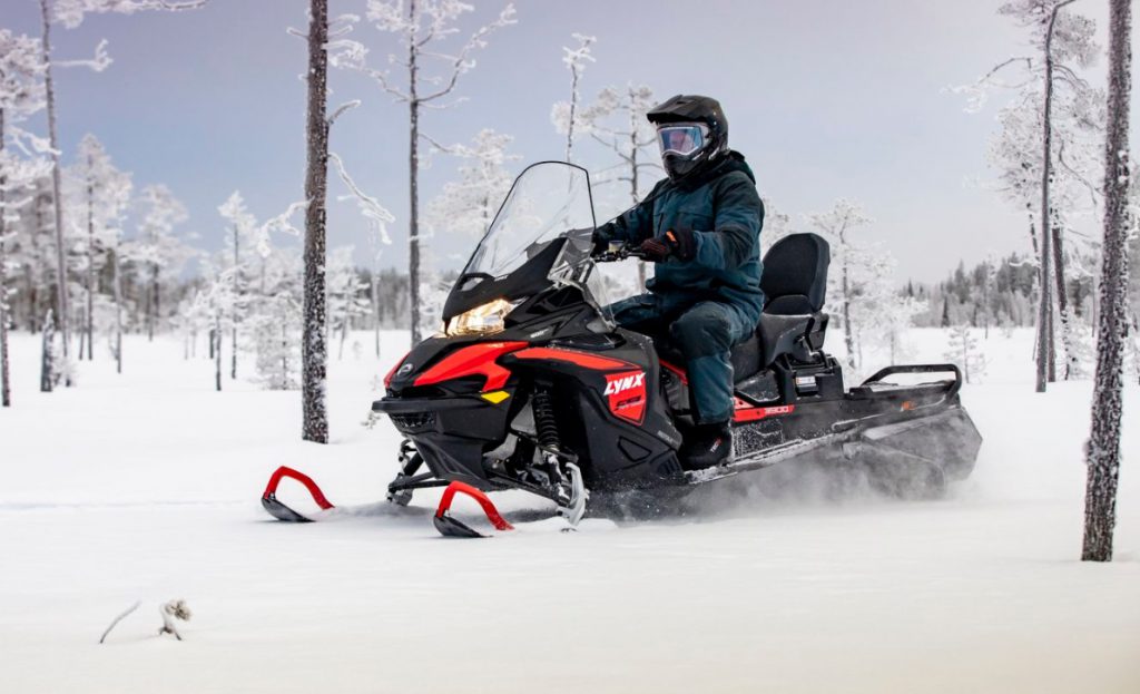Ski-Doo и Lynx скоро представят новые снегоходы 2023 модельного года